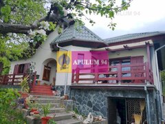 Vila de vanzare in Poiana Campina